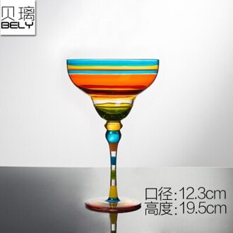 Europese Rood Gekleurde Tekening Of Patroon Glasdrinkbeker Roze