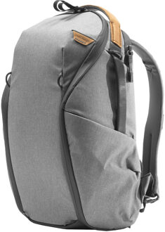 Everyday Backpack 15L Zip v2 Ash