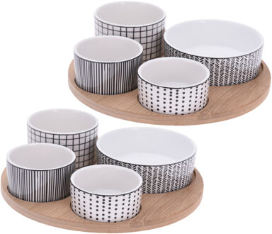 Excellent Houseware Set van 2x stuks serveerplanken bamboe dia 22 cm met 8x luxe hapjes/saus/tapas porselein schaaltjes