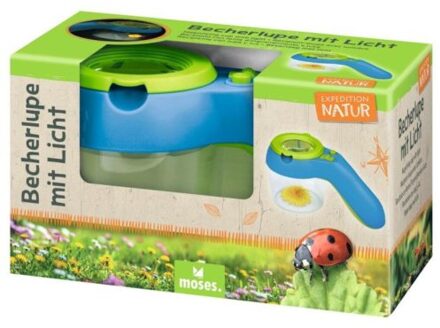 Expeditie natuur vergrootglas en beker met licht