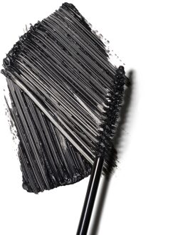 Extended Play Mascara - Giga Black Lash