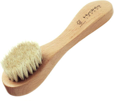Facial Brush with Pure Bristle