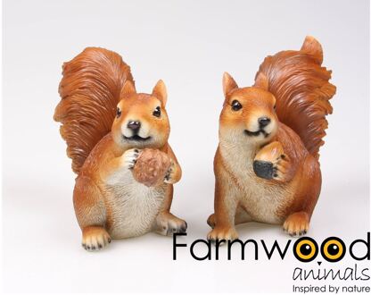 Farmwood Animals Beeld eekhoorn etend 16x9x18cm