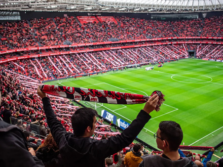 FC Barcelona - Eintracht Frankfurt (Primera Division) (Eigen vervoer)