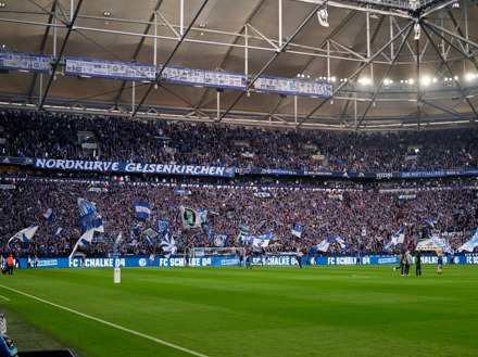 FC Schalke 04 vs FC Kaiserslautern (Bundesliga 2) (Eigen vervoer)