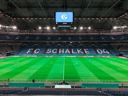 FC Schalke 04 vs Hannover 96 (Bundesliga 2) (Eigen vervoer)