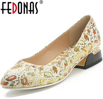 FEDONAS Fashion Women Spring Summer Prom Party Pumps Embroider Flowers Point Toe Shoes Sweet New Arrival Shoes Woman