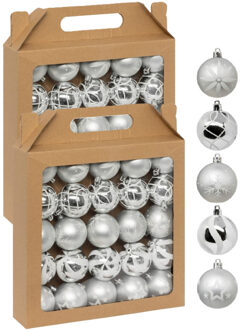 Feeric lights & Christmas Gedecoreerde kerstballen - 50x stuks - 6 cm - zilver/wit - kunststof