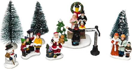 Feeric lights & Christmas Kerstdorp accessoires - miniatuur boompjes en figuurtjes - polyresin Groen