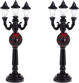 Feeric lights & Christmas Kerstdorp straatlantaarns/lantaarnpalen - 2x stuks - H10 cm -met licht