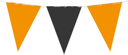 Feest/verjaardag Vlaggenlijn - oranje/zwart - 10 m - 15 vlaggetjes - binnen/buiten - kunststof