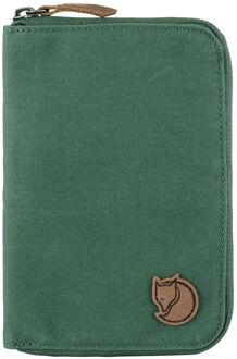 Fjällräven Passport Wallet deep patina Groen - H 16 x B 11 x D 2 cm