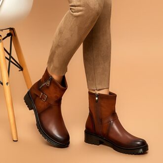 Flo Begonia Zwarte Vrouwen Laarzen Butigo licht bruin / 39