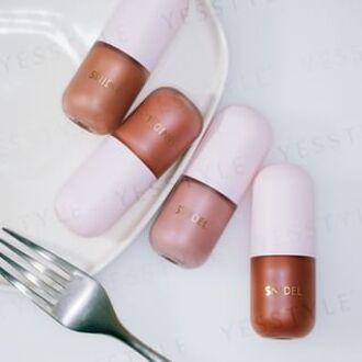 Fluffy Blush 01 Refined Pink