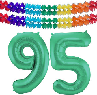 Folat Grote folie ballonnen cijfer 95 in het glimmend groen 86 cm en 2x feestslingers