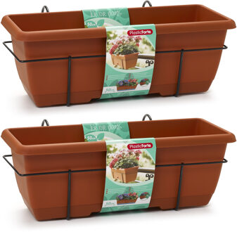 Forte Plastics 2x Balkon/schutting plantenbakken/bloembakken terracotta 50 cm met hanger - Plantenbakken Bruin