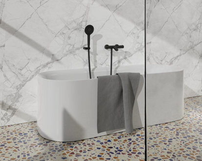 FortiFura Calvi Thermostatische badkraan met ronde handdouche, handdouchehouder en gladde doucheslang mat zwart SW496816/SW720565/SW720224/SW706210 Zwart mat