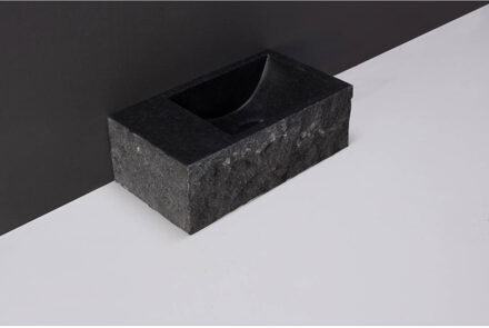 Forzalaqua Fontein Forzalaqua Venetia XS Graniet Gezoet Gekapt Met Kraangat Links 29x16x10 cm Zwart
