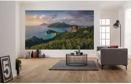 Fotobehang - Monkey Island 350x200cm - Vliesbehang Multikleur