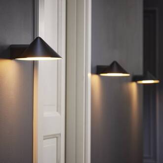 Frandsen LED wandlamp Grasp, zwart, breedte 15 cm, metaal