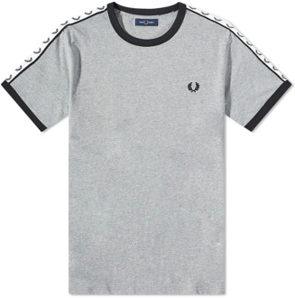 Fred Perry Taped Ringer T-Shirt met Laurel Crown mouwdetail Fred Perry , Gray , Heren - 2Xl,Xl,L,M,S,3Xl