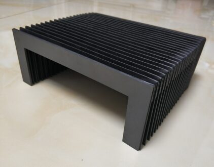 Freesmachine corrugation geleiderail bescherming, breedte 150 mm x Lmax 611 mm