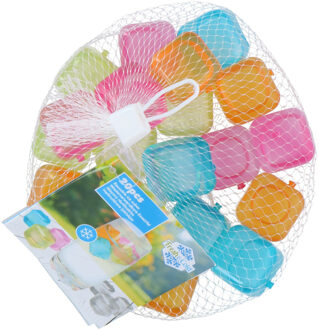 Fresh & cold 20x Herbruikbare ijsblokjes - gekleurd - kunststof - ijsklontjes - IJsblokjesvormen Multikleur