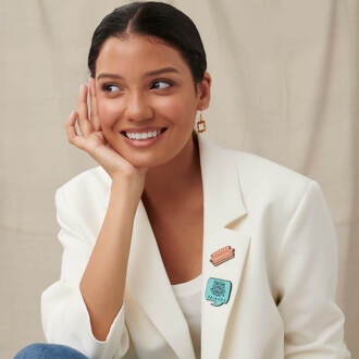 Friends - Sofa Pin Badge