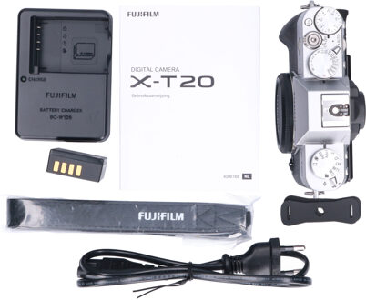 Fujifilm Tweedehands Fujifilm FinePix X-T20 Body Zilver CM0585