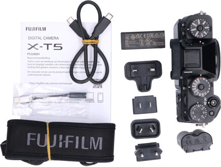Fujifilm Tweedehands Fujifilm X-T5 Body Black CM4517