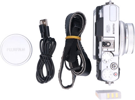 Fujifilm Tweedehands Fujifilm X30 - Zilver CM1125