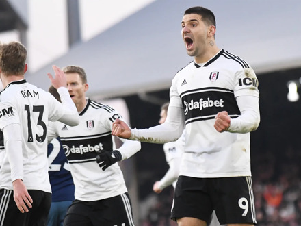 Fulham vs Burnley FC (Premier League) (Eigen vervoer)