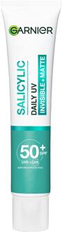 Garnier Zonnebrandcrème Garnier PureActive Salicylic Anti-Imperfection Daily UV Fluid SPF50+ 40 ml