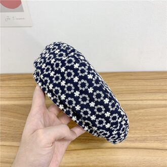 Geborduurde Baret Dames Leuke Mooie Bloem Patroon Hoed Zomer Herfst Dunne Mini Schilder Casual Hoeden Vrouwelijke Celebrity Stijl donker blauw