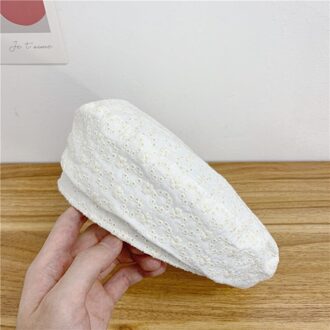 Geborduurde Baret Dames Leuke Mooie Bloem Patroon Hoed Zomer Herfst Dunne Mini Schilder Casual Hoeden Vrouwelijke Celebrity Stijl wit