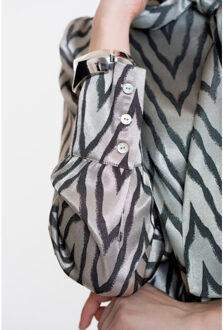 Geisha Blouse 53593-32 - maat M Zilver