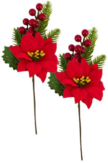 Gerimport 2x stuks kerststukje stekertjes met hulst/bessen/dennentak/kerstster groen/rood 26 cm - Kerststukjes Multikleur