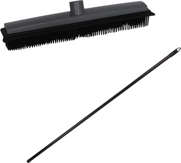Gerimport Rubberen bezem - L130 cm - rubber/metaal - zwart - kappersbezem