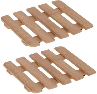 Gerimport Set van 2x stuks pannenonderzetter van hout vierkant 15 x 15 cm - Panonderzetters Beige