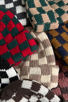 Geruite Brei Muts Zwart