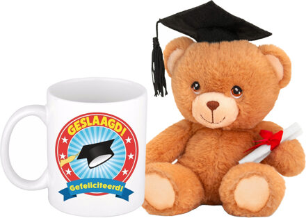 Geslaagd gefeliciteerd kado koffie mok / beker - met afstudeer cadeau knuffel - graduation beertje Multi