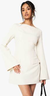 Getailleerde Mini-Jurk Met Lange Mouwen En Slash-Hals, Ecru - 42