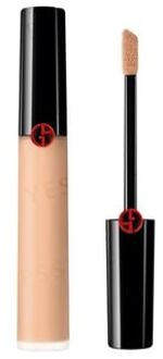 Giorgio Armani Power Fabric + Concealer 2