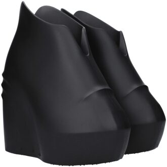 Givenchy Stevige Slippers Slipon Rubber Zwart