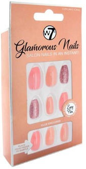 Glamorous nails - Cupcake Icing
