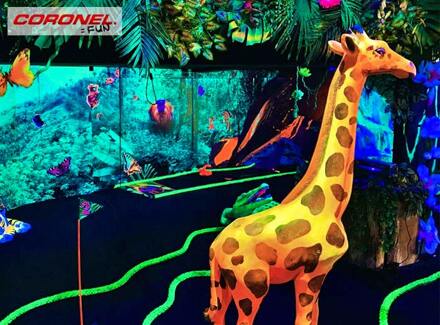 Glow in the Dark Midgetgolf bij Coronel