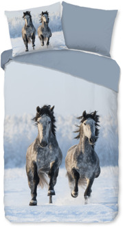 Good Morning Dekbedovertrek Katoen-Flanel - Snowhorses - Eenpersoons (140x200 Cm) - Meerkleurig & Wit & Blauw Flanel Katoen - Dieren & Natuur - Good Morning - Dekbed-Discounter.nl Meerkleurig,Wit,Blauw - 140 x 200/220 cm
