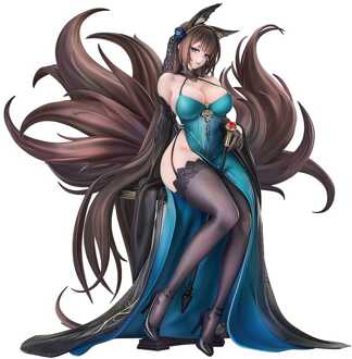 Good Smile Company Azur Lane PVC Statue 1/7 Amagi: Throne of Fallen Petals Ver. 27 cm