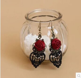 Gothic Hanger Oorbellen Middeleeuwse Vintage Vampire Paleis Hollow Lace Red Rose Elegante Party Kostuum Sferische Hanger Earrin