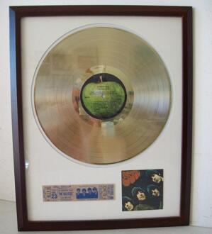 Gouden plaat LP The Beatles Rubber Soul